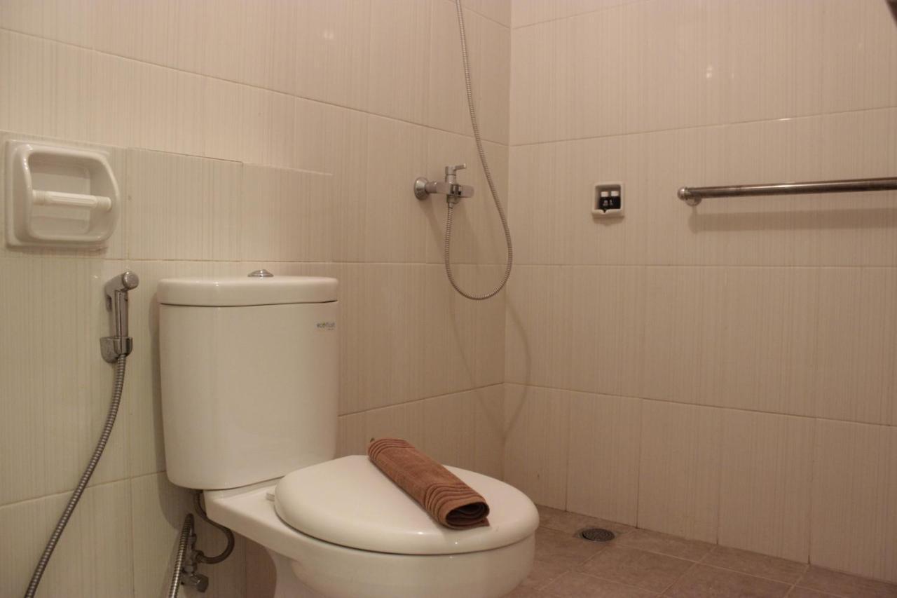 Homey And Chic 2br Newton By Travelio Apartemen *